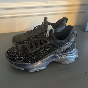 Steve Madden size 7.5 excellent condition. Worn twice